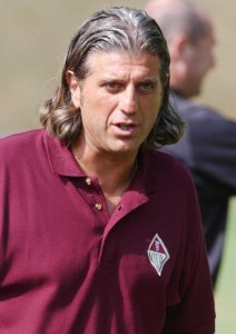 Baldo Raineri ai tempi della sua esperienza da allenatore del Bellinzona, dove è rimasto tra il 2003 e il 2005, prima di essere sostituito da Vladimir Petkovic.